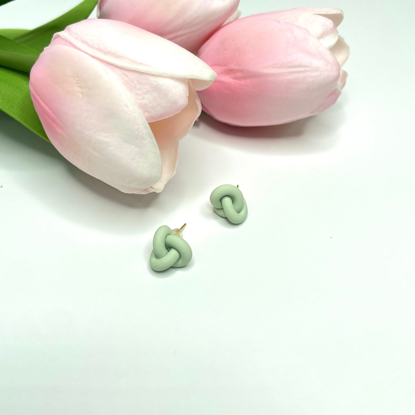 TiNY TANGLES, in Baby Pink